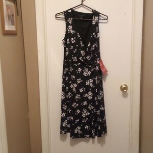 NWT - Truth & Fable Floral Sleeveless Wrap Around Dress - Size 2XL